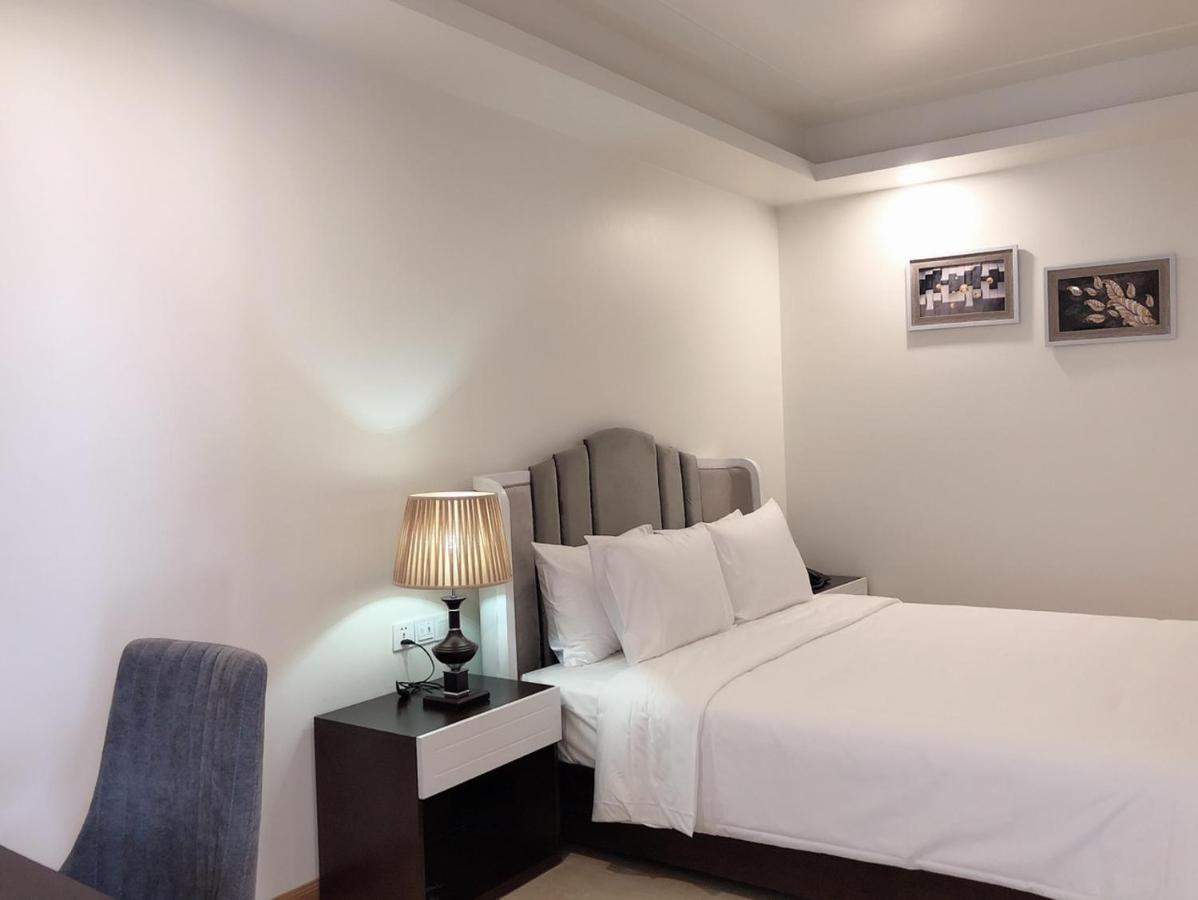 Lotus Hotel & Apartment Хайфон Экстерьер фото