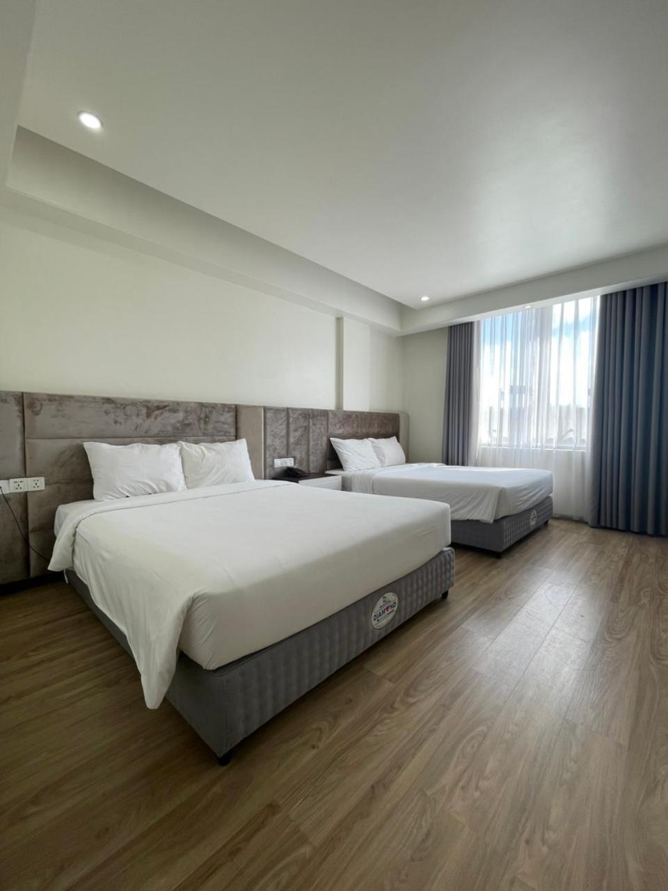 Lotus Hotel & Apartment Хайфон Экстерьер фото
